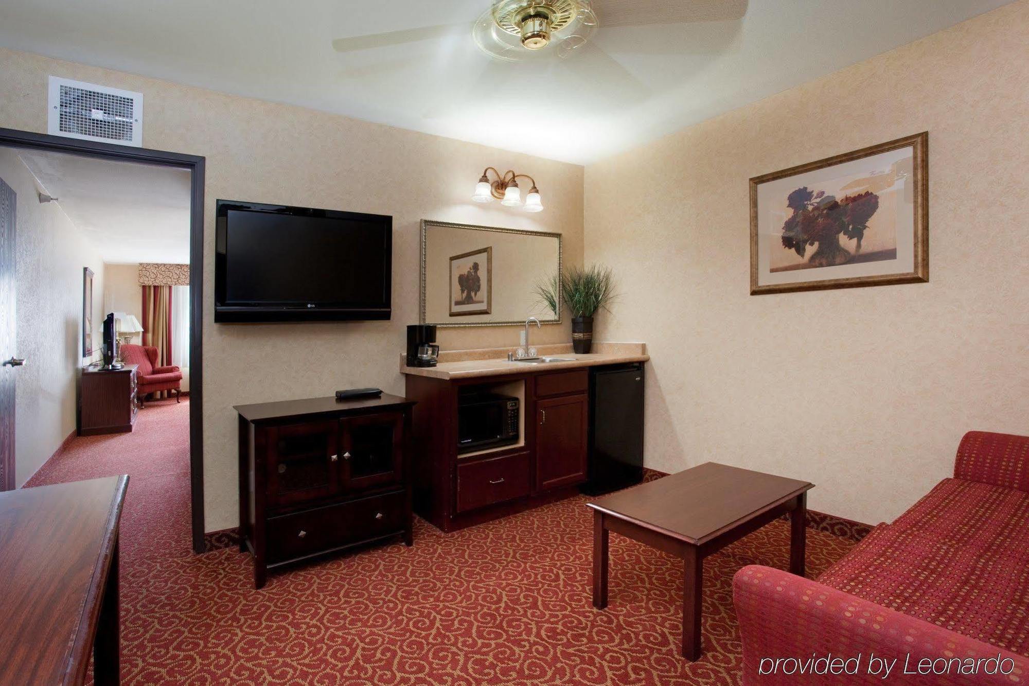 Holiday Inn Express Layton - I-15, An Ihg Hotel Room photo